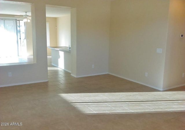 6597 W LAWRENCE Lane, Glendale, AZ 85302