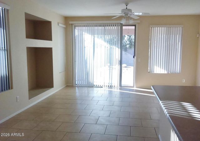 6597 W LAWRENCE Lane, Glendale, AZ 85302