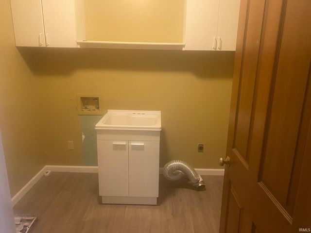1801 N Brighton Road, Muncie, IN 47304