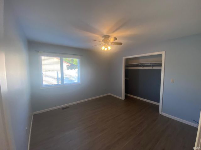 1801 N Brighton Road, Muncie, IN 47304