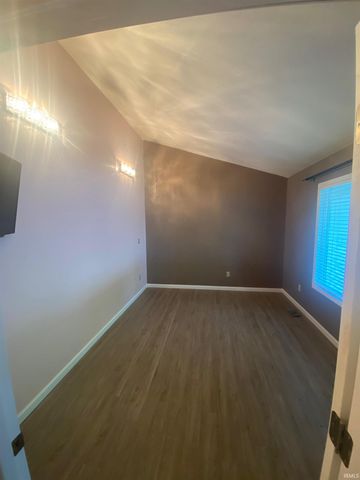 1801 N Brighton Road, Muncie, IN 47304