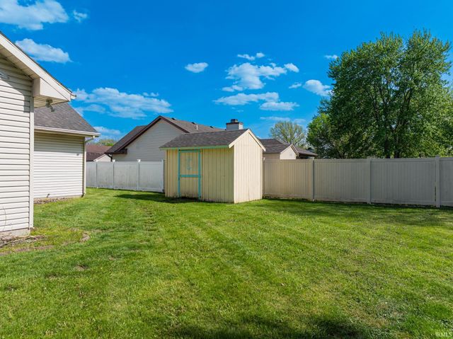 1801 N Brighton Road, Muncie, IN 47304