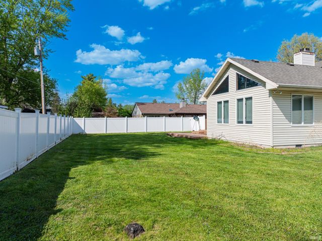 1801 N Brighton Road, Muncie, IN 47304