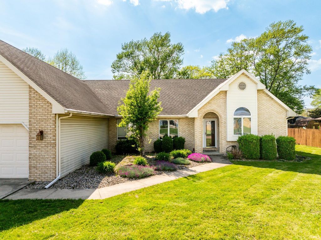 1801 N Brighton Road, Muncie, IN 47304