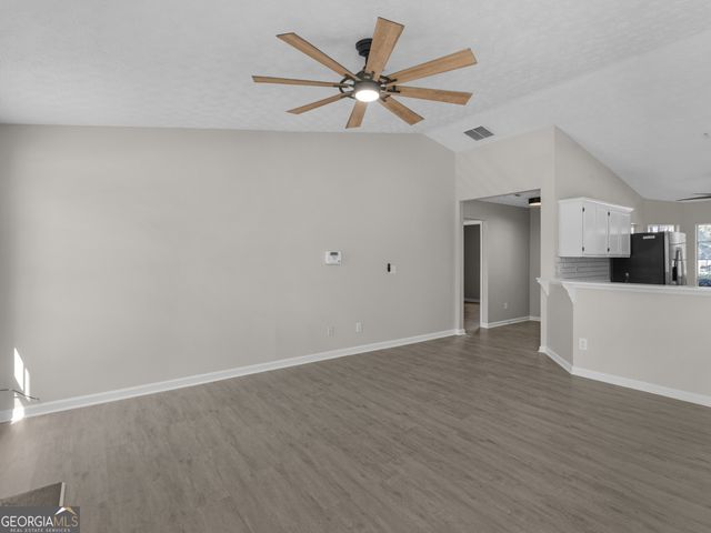 1329 Birdsong Lane, Hampton, GA 30228