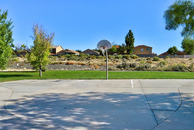 10715 Hatch Drive NW, Albuquerque, NM 87114