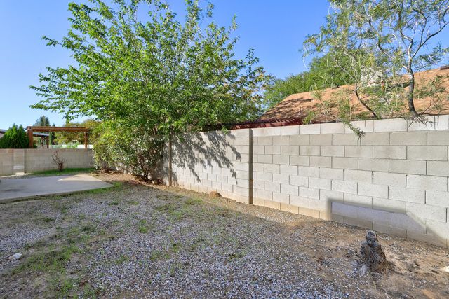 10715 Hatch Drive NW, Albuquerque, NM 87114