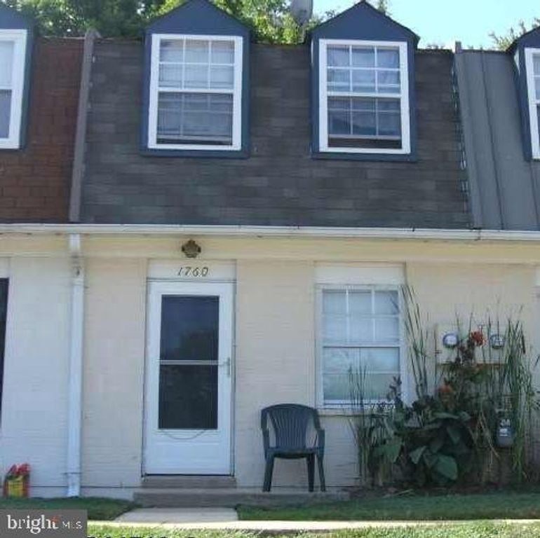 1760 DUTCH VILLAGE DR, Hyattsville, MD 20785