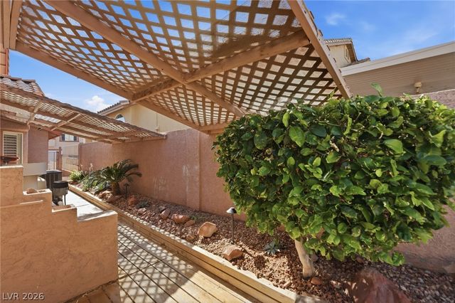1025 Twin Berry Court, Henderson, NV 89002