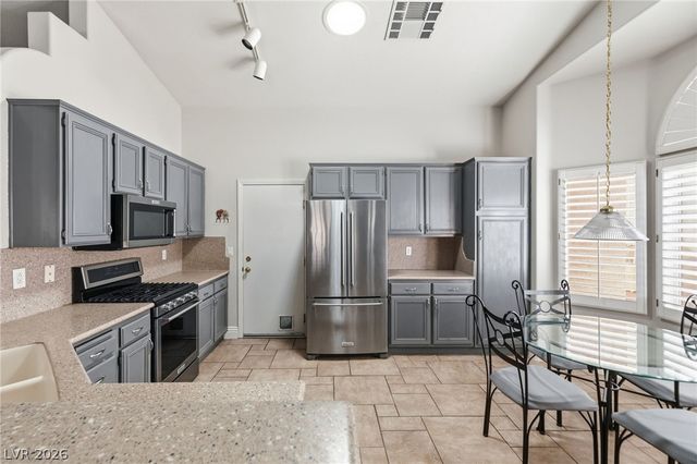 1025 Twin Berry Court, Henderson, NV 89002