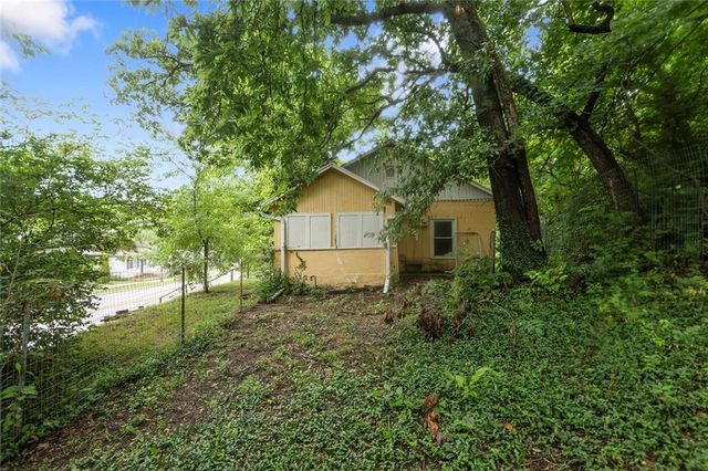 712 Isley Boulevard, Excelsior Springs, MO 64024