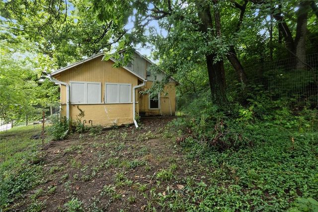 712 Isley Boulevard, Excelsior Springs, MO 64024