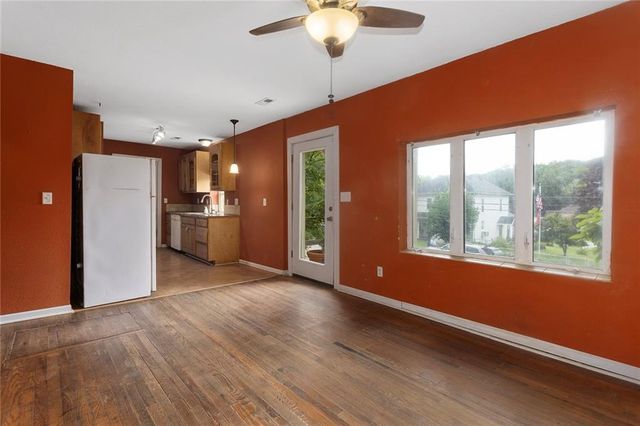 712 Isley Boulevard, Excelsior Springs, MO 64024