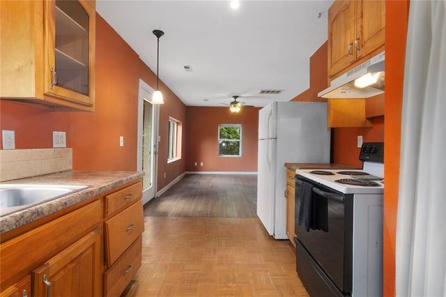 712 Isley Boulevard, Excelsior Springs, MO 64024