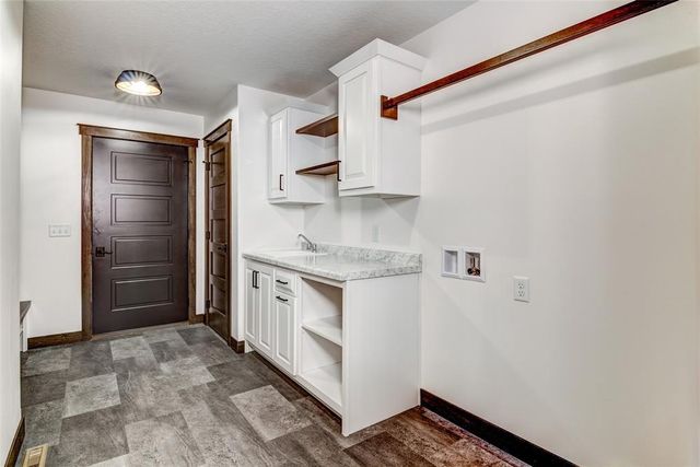 1826 Tucker Trail, Eau Claire, WI 54703