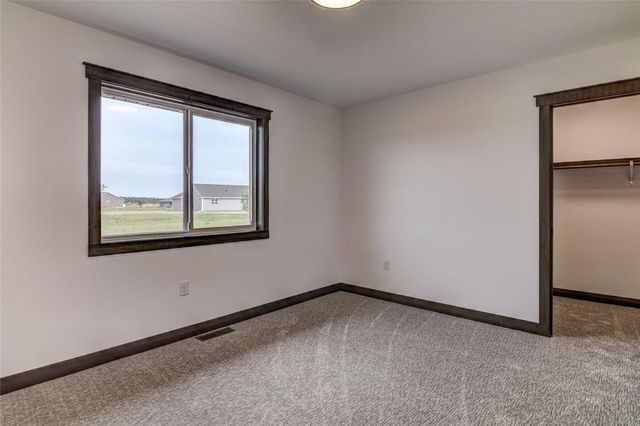 1826 Tucker Trail, Eau Claire, WI 54703