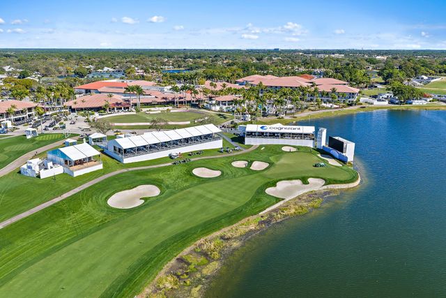 918 Augusta Pointe Drive, Palm Beach Gardens, FL 33418