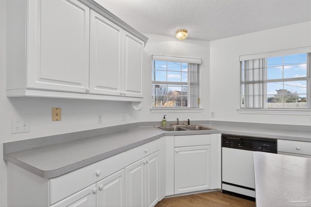 7039 Andros Dr, Pensacola, FL 32506