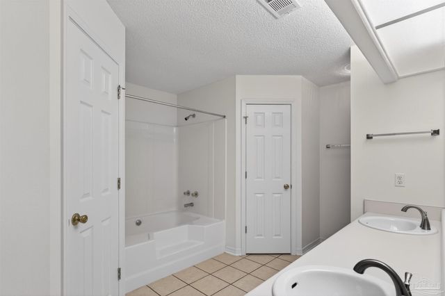 7039 Andros Dr, Pensacola, FL 32506