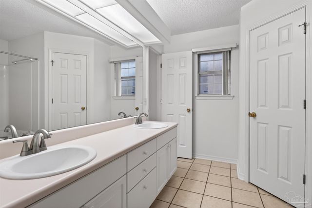 7039 Andros Dr, Pensacola, FL 32506