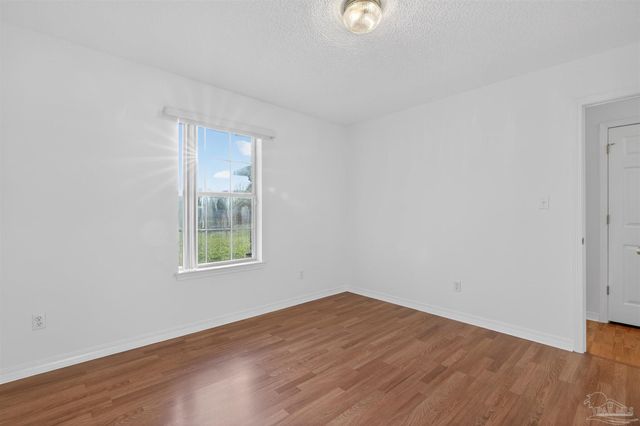 7039 Andros Dr, Pensacola, FL 32506