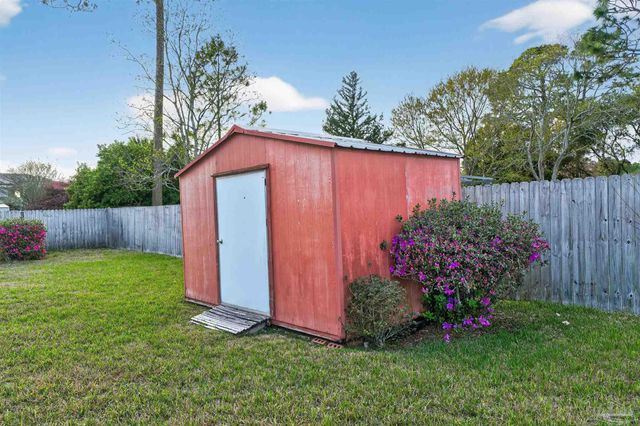 7039 Andros Dr, Pensacola, FL 32506