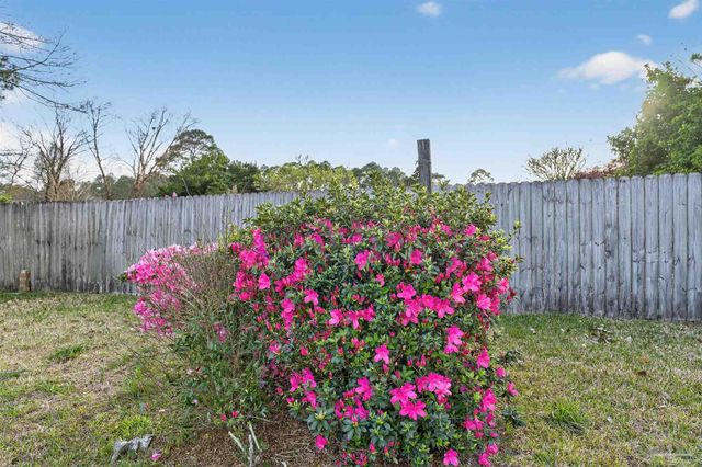 7039 Andros Dr, Pensacola, FL 32506