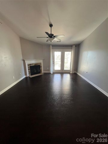 16256 Redstone Mountain Lane, Charlotte, NC 28277