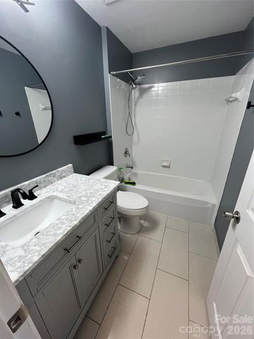 16256 Redstone Mountain Lane, Charlotte, NC 28277