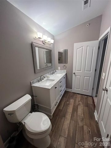 16256 Redstone Mountain Lane, Charlotte, NC 28277