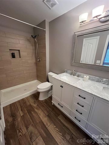 16256 Redstone Mountain Lane, Charlotte, NC 28277