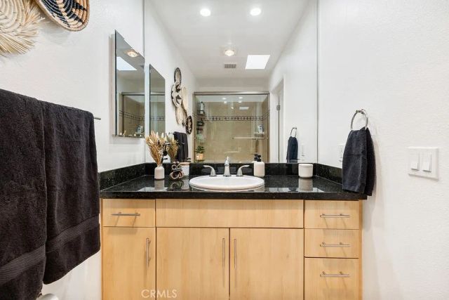 7826 Topanga Canyon Boulevard 301, Canoga Park, CA 91304