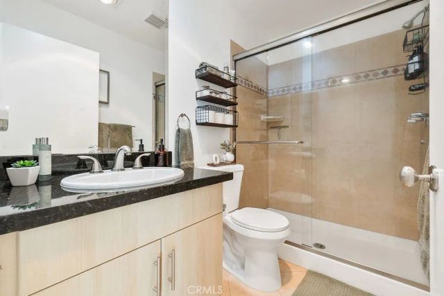 7826 Topanga Canyon Boulevard 301, Canoga Park, CA 91304