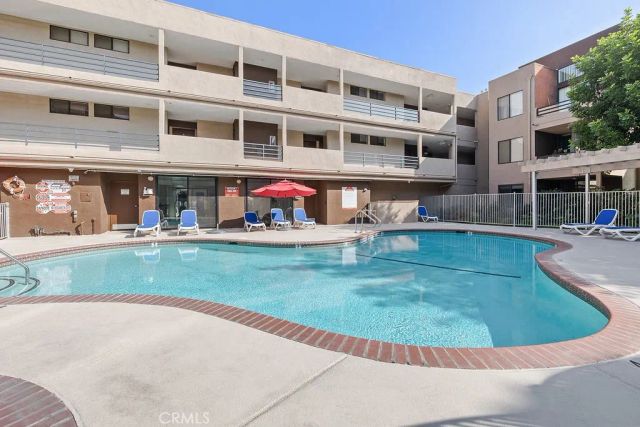 7826 Topanga Canyon Boulevard 301, Canoga Park, CA 91304