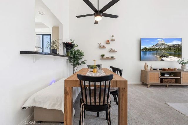 7826 Topanga Canyon Boulevard 301, Canoga Park, CA 91304