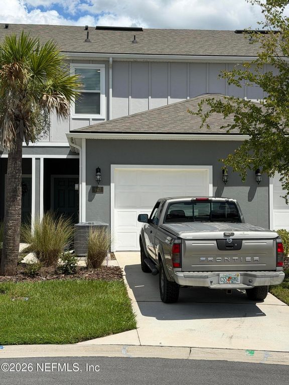 947 RIVERTREE Place, Middleburg, FL 32068