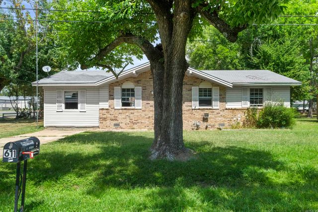 611 W Barnett Street, Kensett, AR 72082