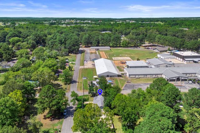 611 W Barnett Street, Kensett, AR 72082