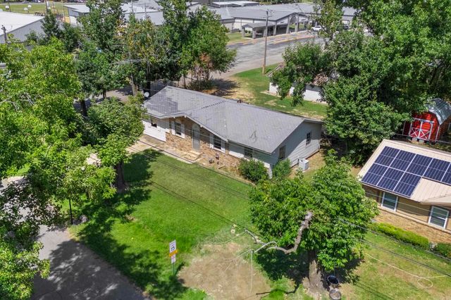 611 W Barnett Street, Kensett, AR 72082