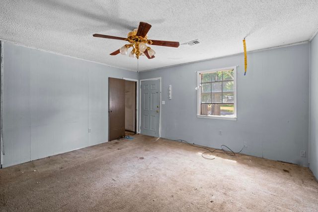 611 W Barnett Street, Kensett, AR 72082