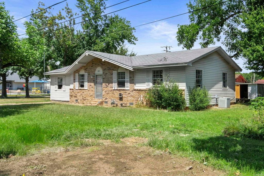 611 W Barnett Street, Kensett, AR 72082