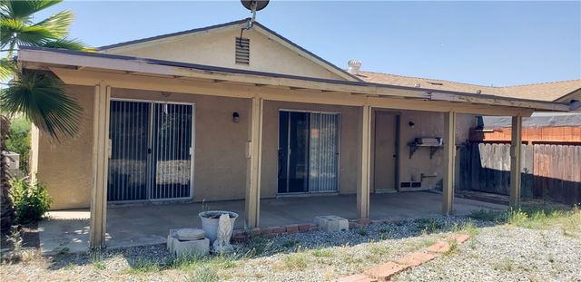1964 W OAKLAND AVENUE, Hemet, CA 92545