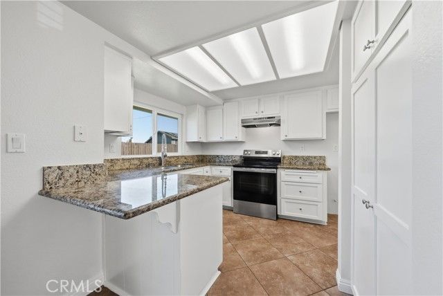 351 Pueblo Road, Corona, CA 92882