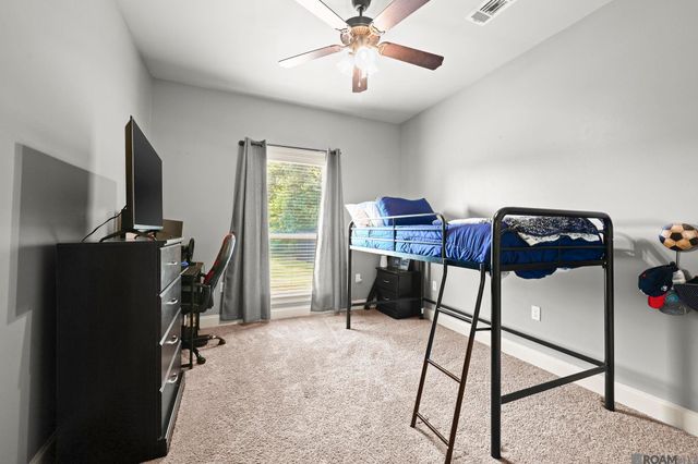 9360 Rustic Rose Dr, Denham Springs, LA 70726