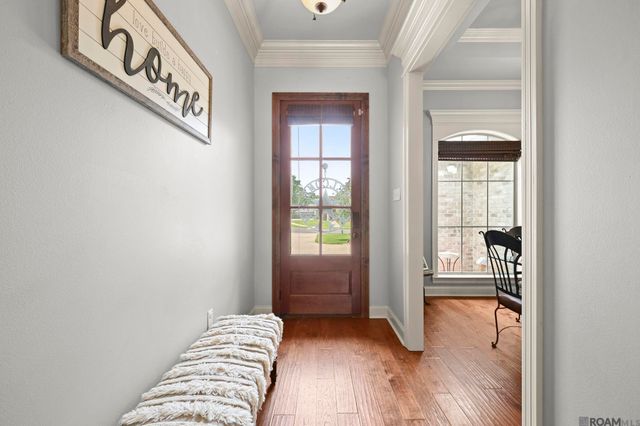 9360 Rustic Rose Dr, Denham Springs, LA 70726