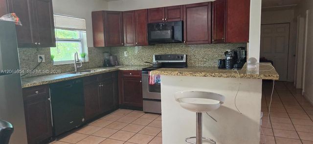 601 W Sample Road, Deerfield Beach, FL 33064