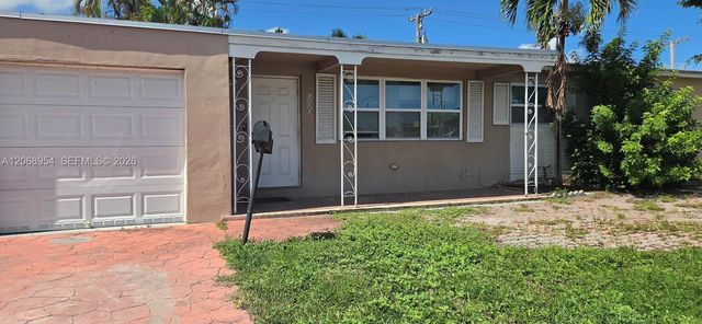 601 W Sample Road, Deerfield Beach, FL 33064