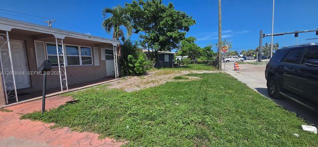 601 W Sample Road, Deerfield Beach, FL 33064