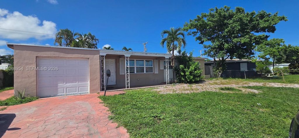 601 W Sample Road, Deerfield Beach, FL 33064