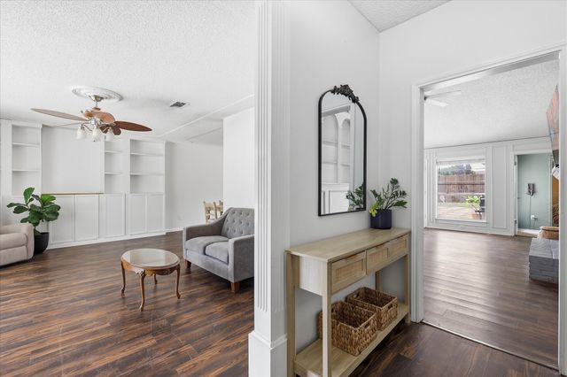 4314 Steeplechase Trail, Arlington, TX 76016